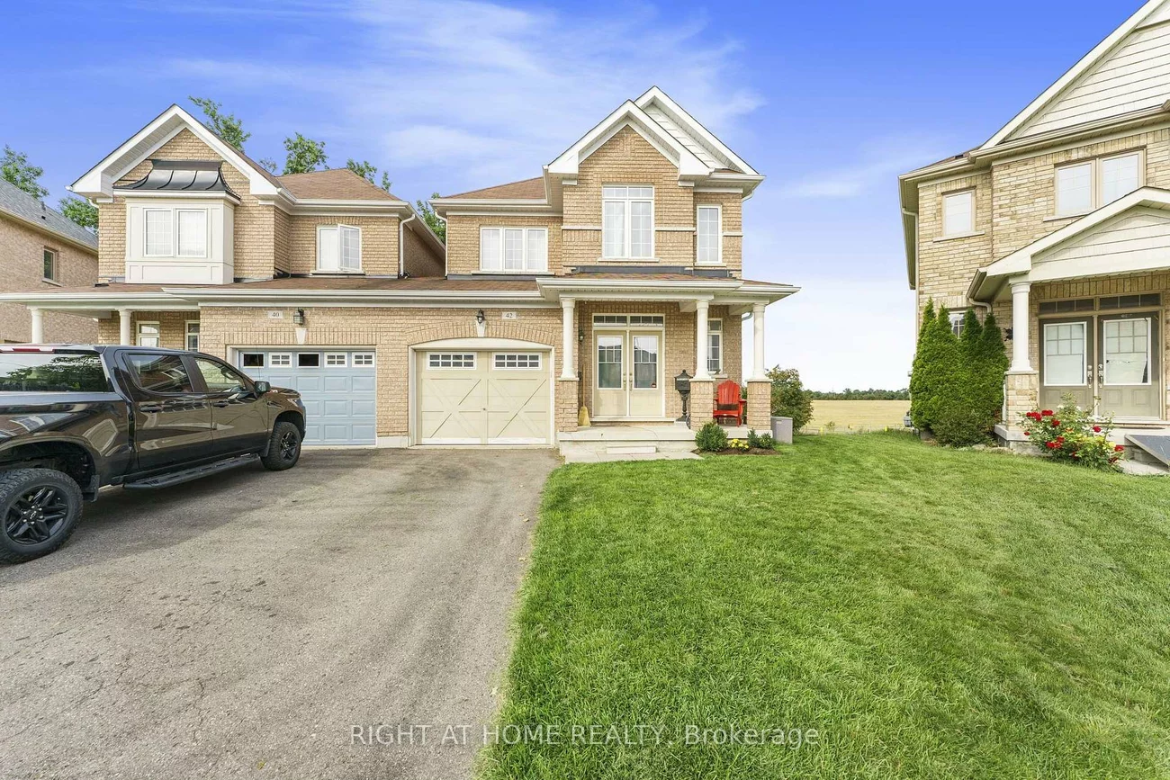 42, Forsyth, West Bayfield, Barrie