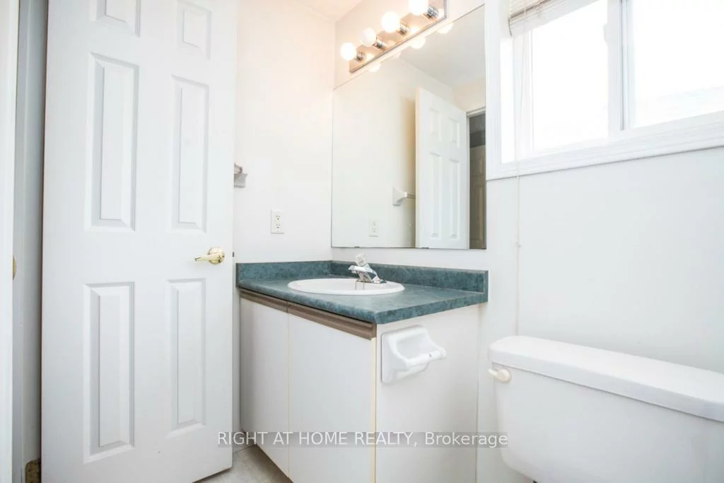 11, Butternut, Holly, Barrie