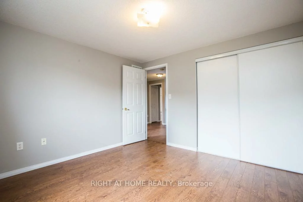 11, Butternut, Holly, Barrie