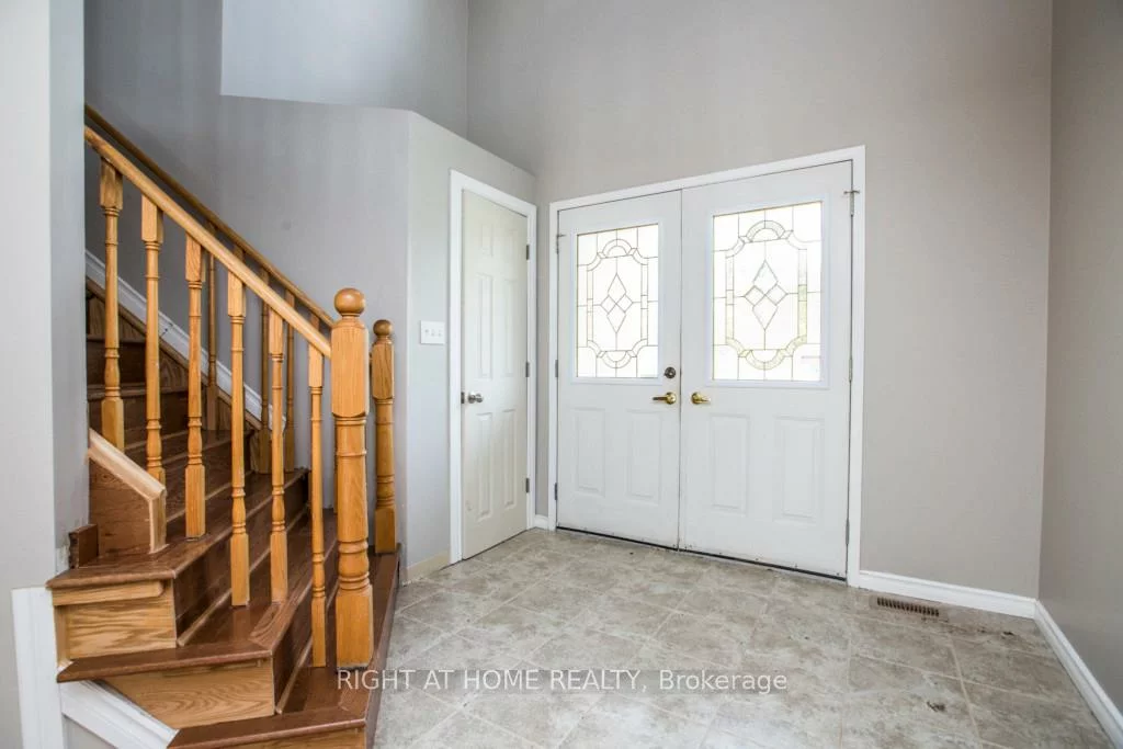 11, Butternut, Holly, Barrie