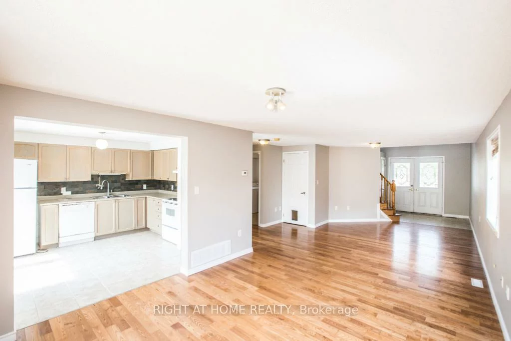 11, Butternut, Holly, Barrie