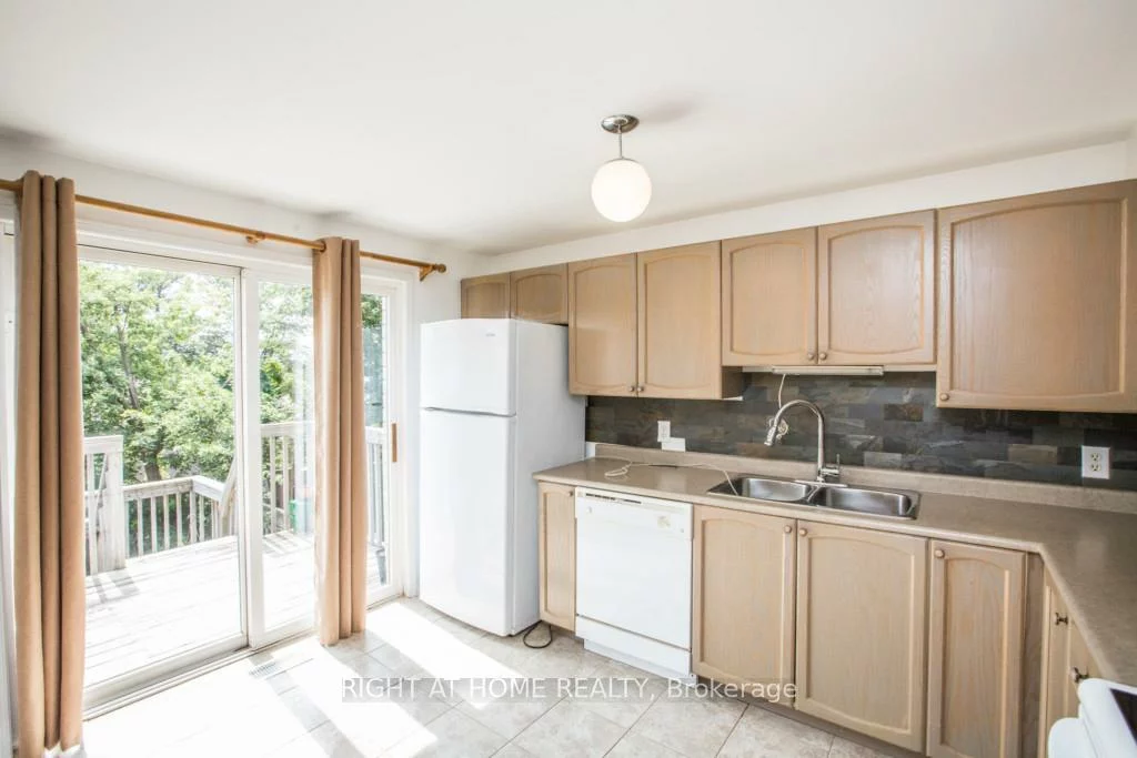 11, Butternut, Holly, Barrie