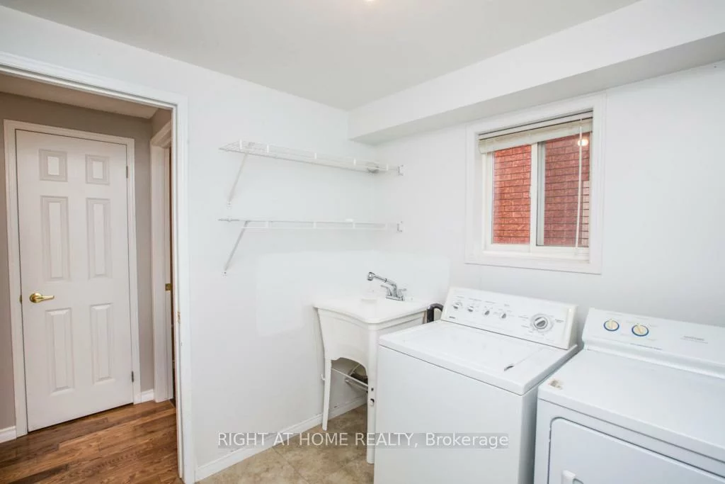 11, Butternut, Holly, Barrie