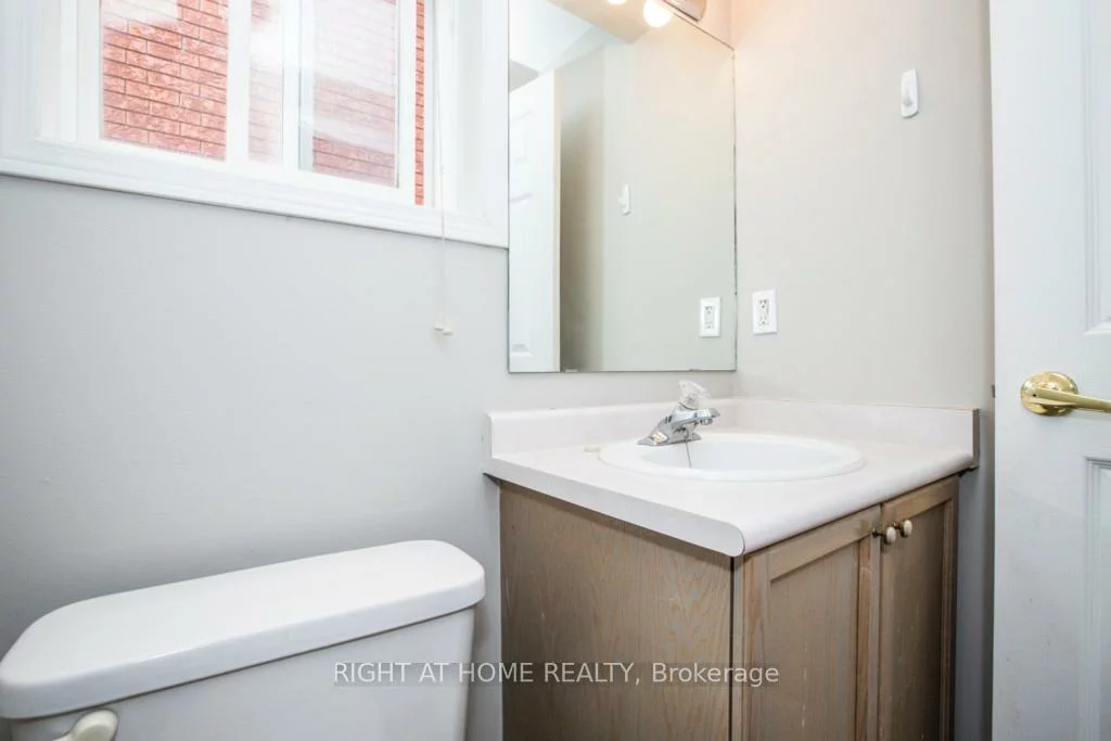 11, Butternut, Holly, Barrie