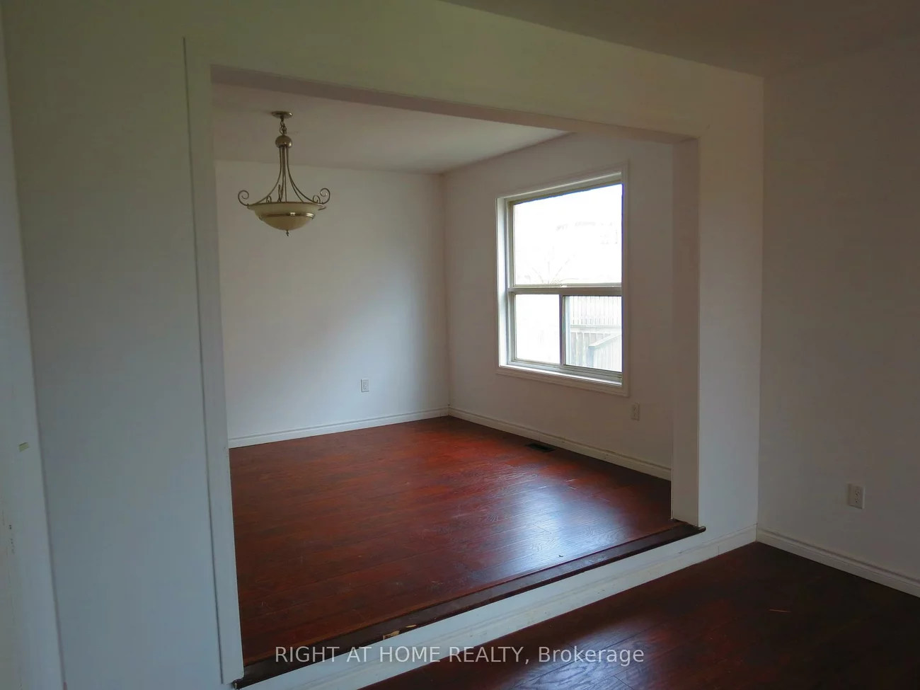 302, Stanley, East Bayfield, Barrie