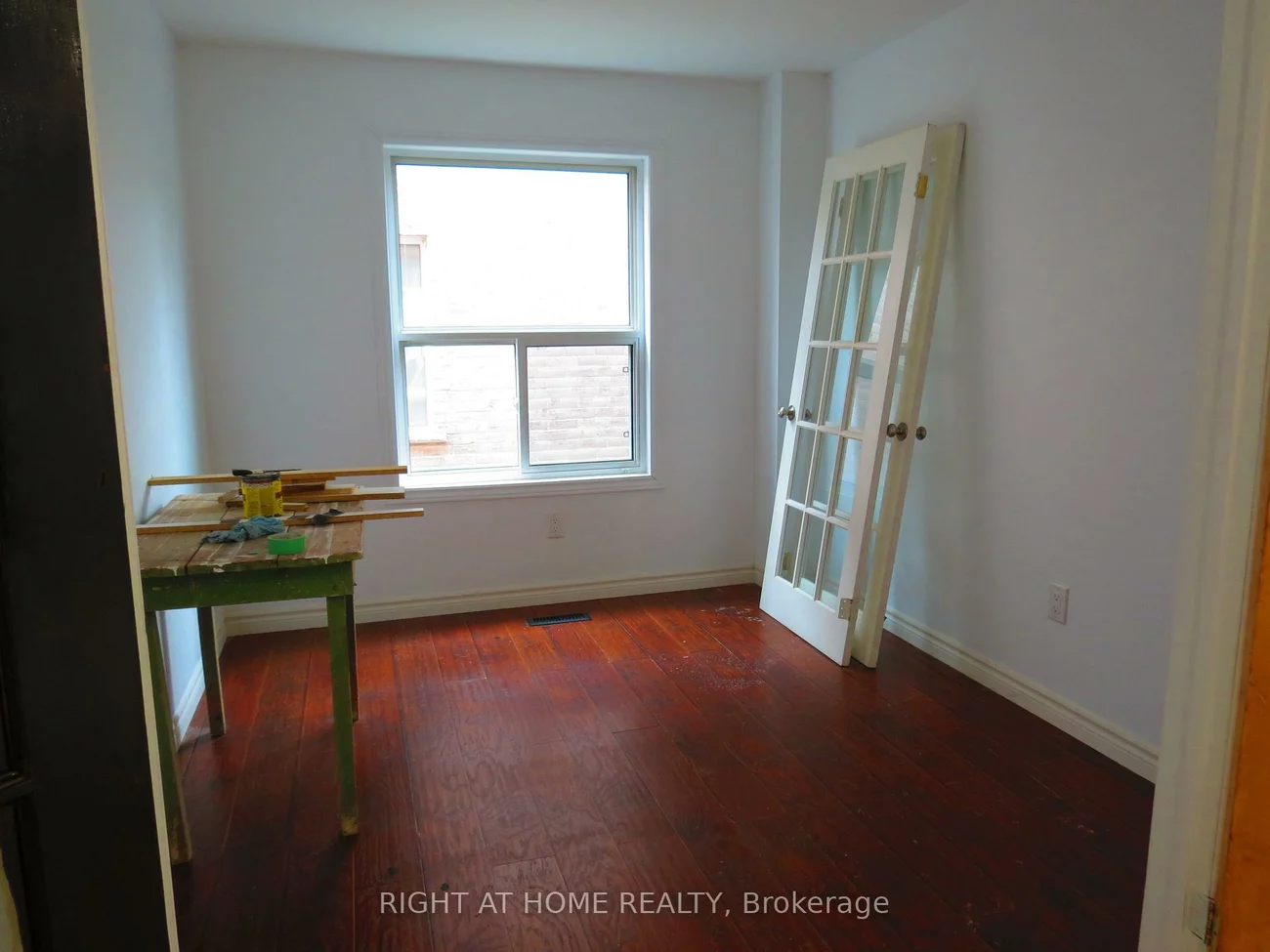 302, Stanley, East Bayfield, Barrie