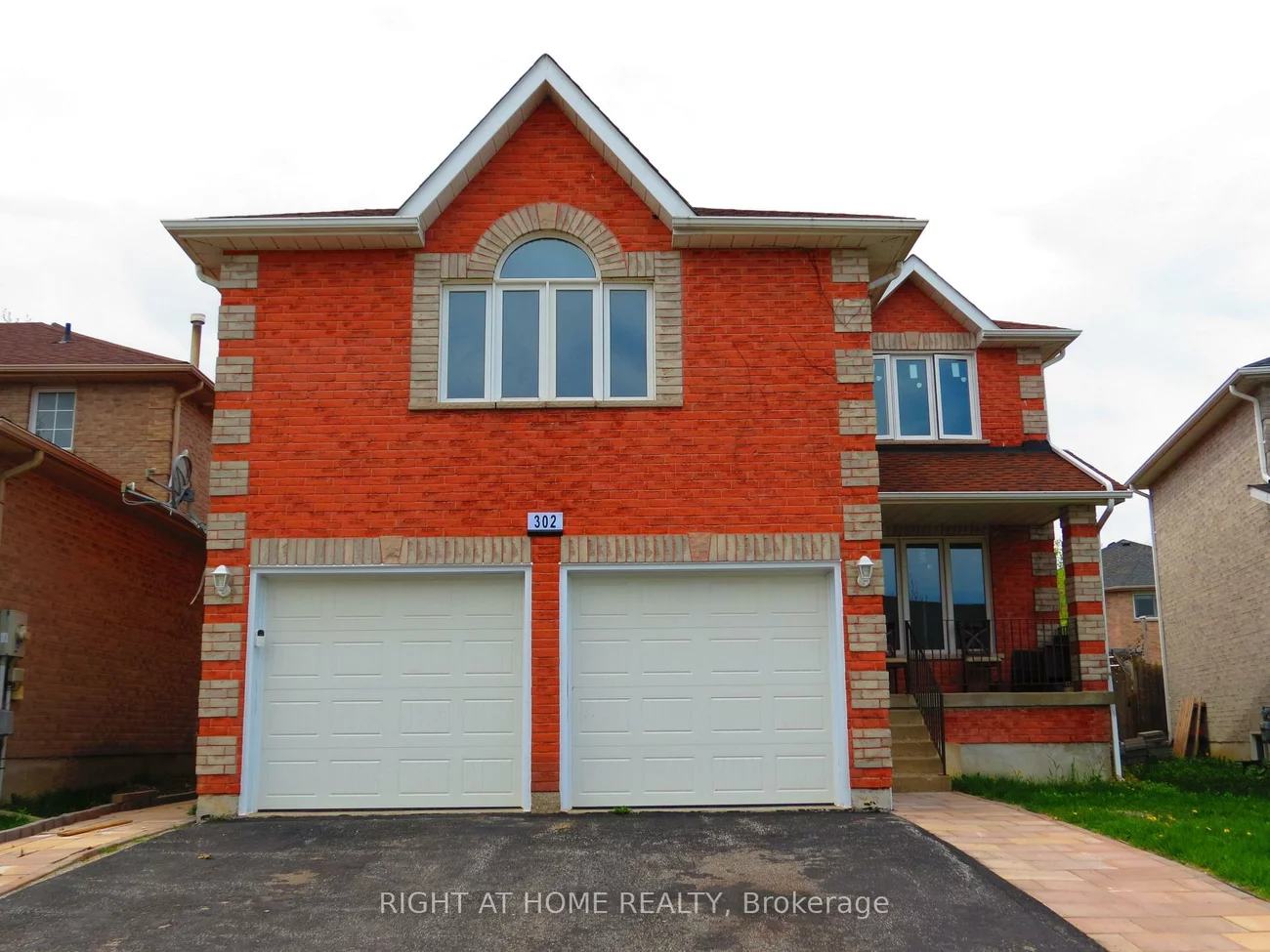 302, Stanley, East Bayfield, Barrie