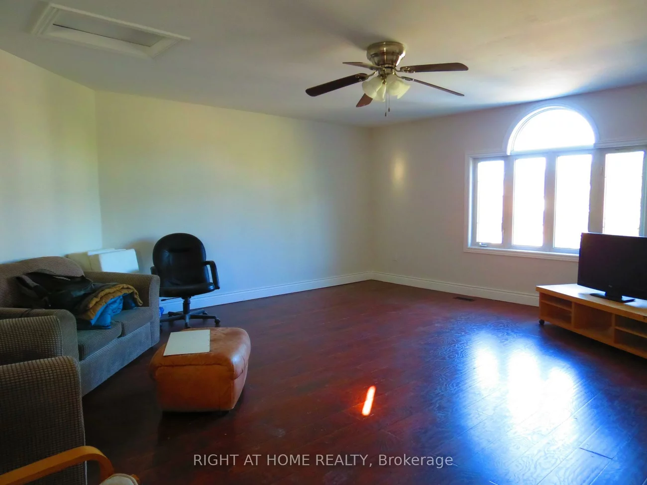 302, Stanley, East Bayfield, Barrie
