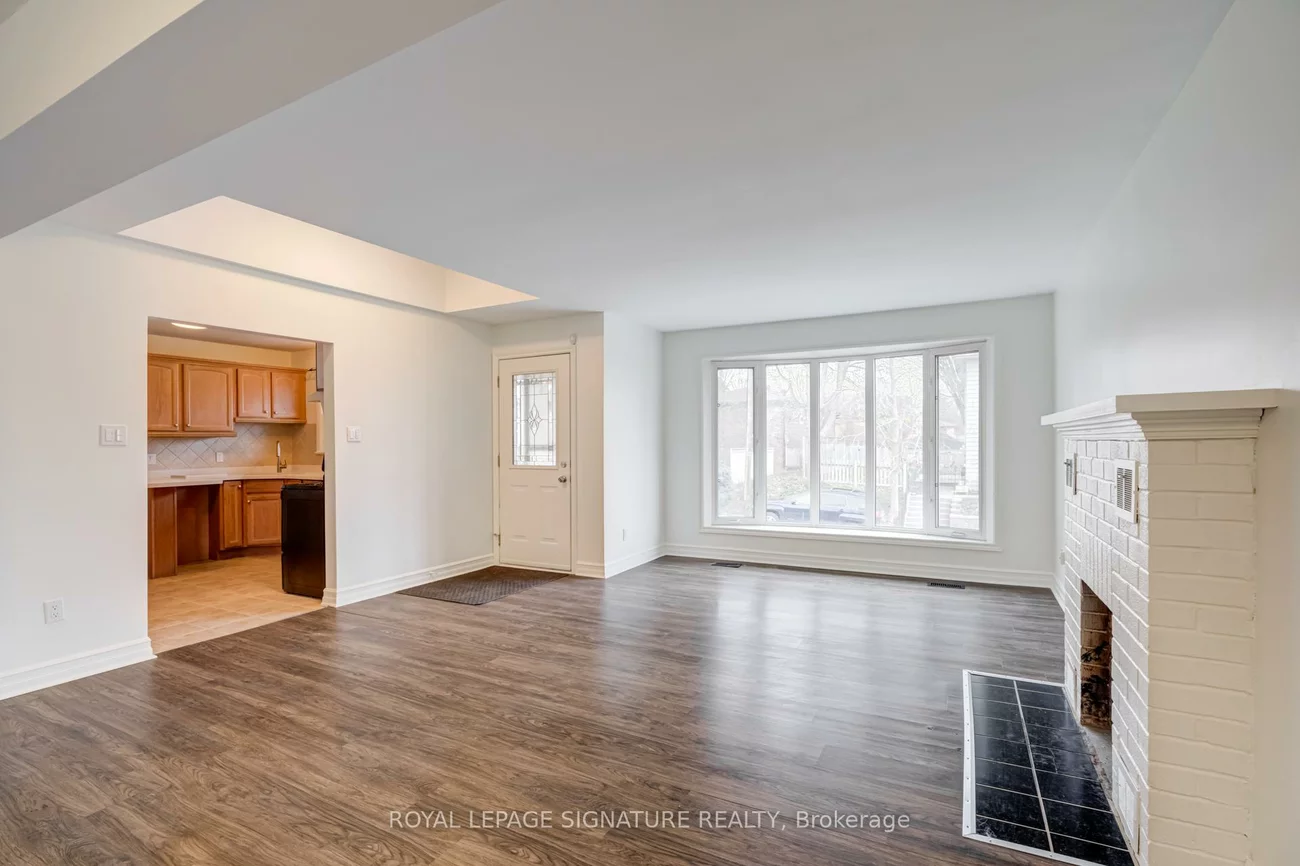 22, Drury, City Centre, Barrie