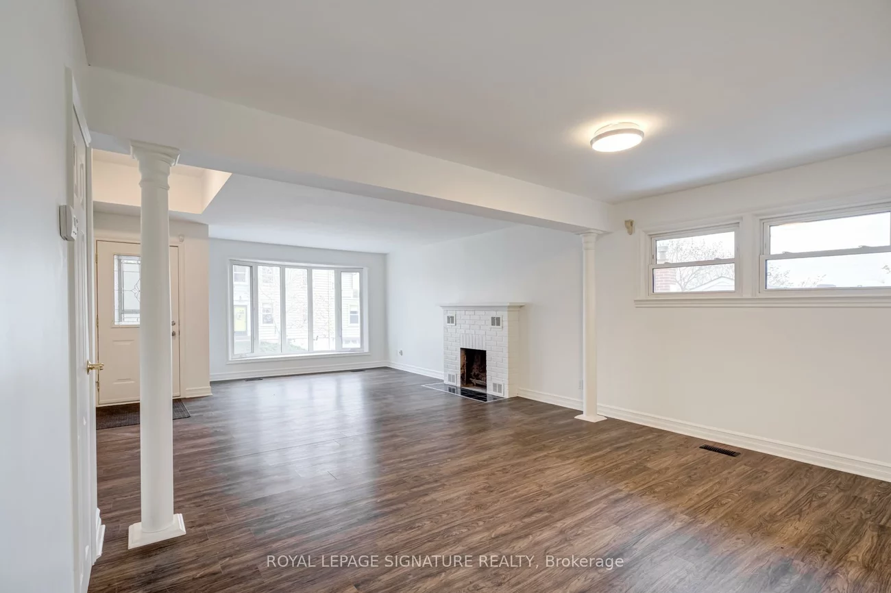 22, Drury, City Centre, Barrie