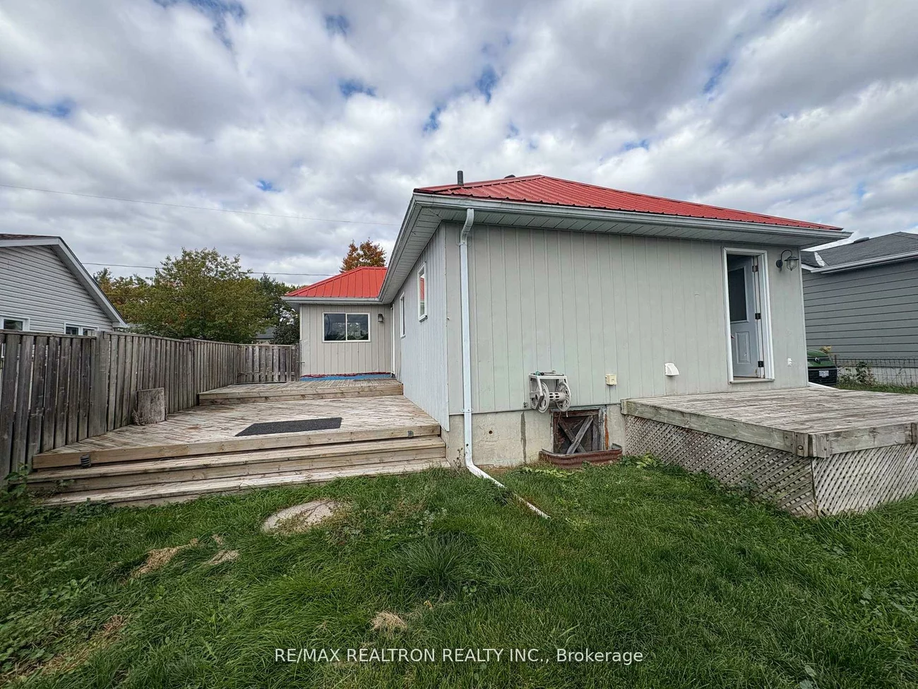 219, Southview, South Shore, Barrie