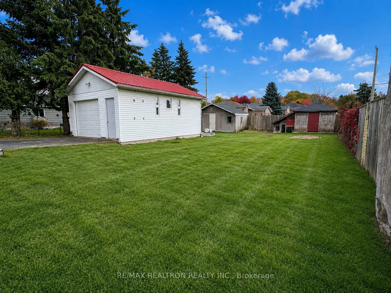 219, Southview, South Shore, Barrie