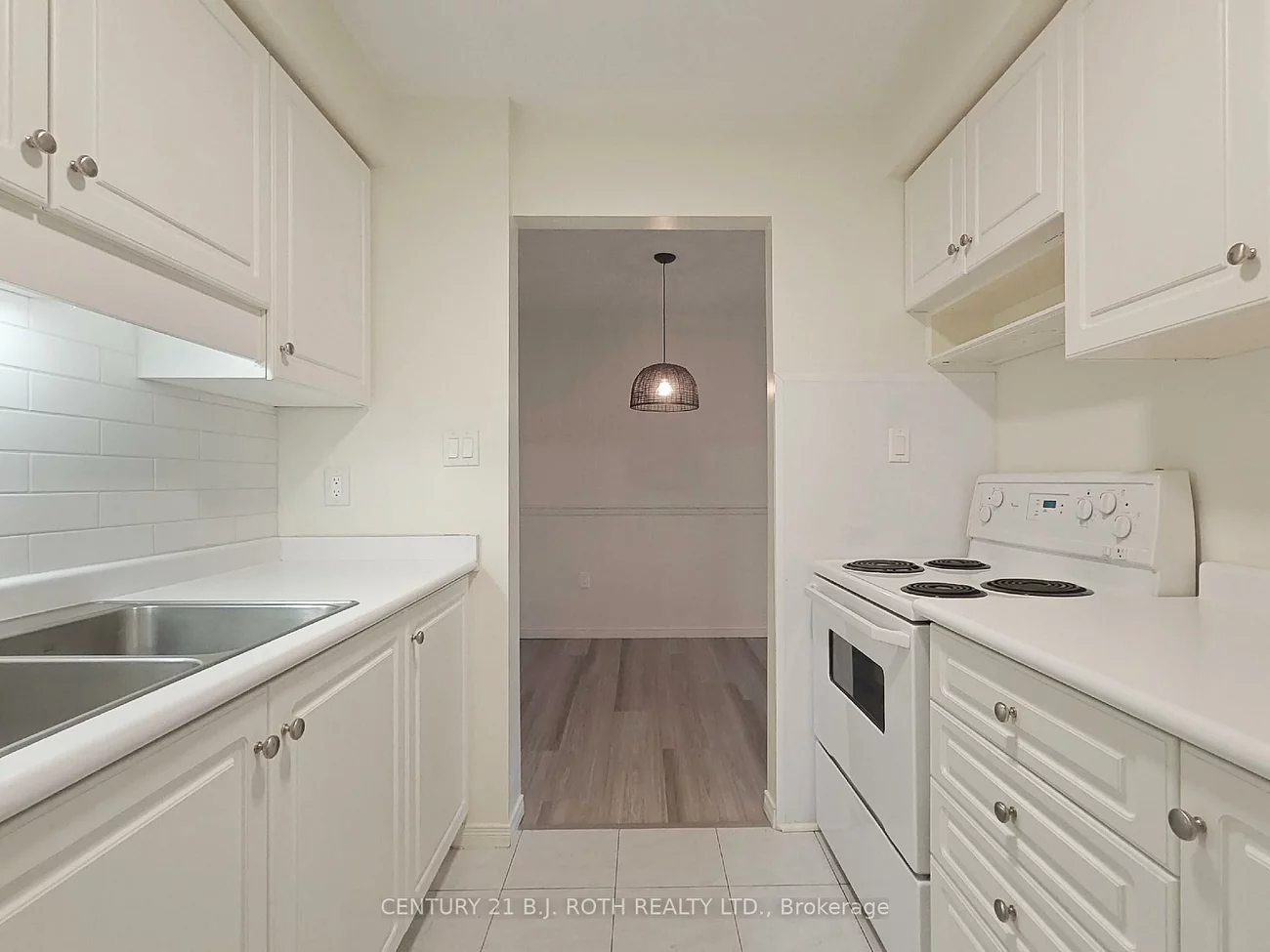 339, Blake, North Shore, Barrie