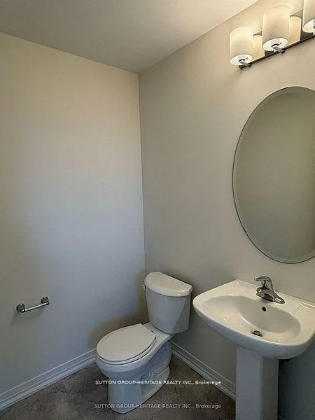 1, Cherry Hill, Painswick South, Barrie