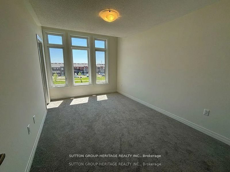 1, Cherry Hill, Painswick South, Barrie