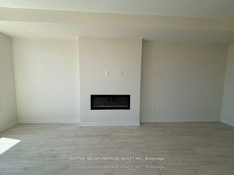 1, Cherry Hill, Painswick South, Barrie