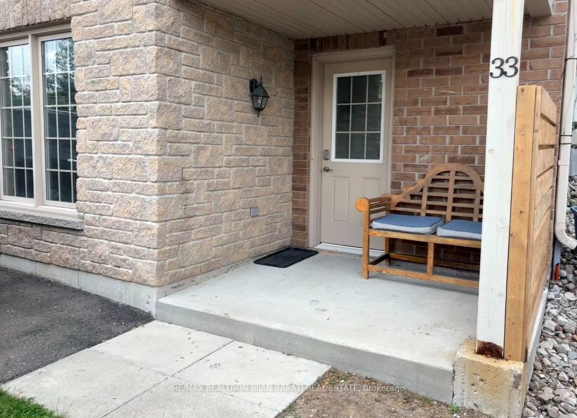175, Stanley, East Bayfield, Barrie