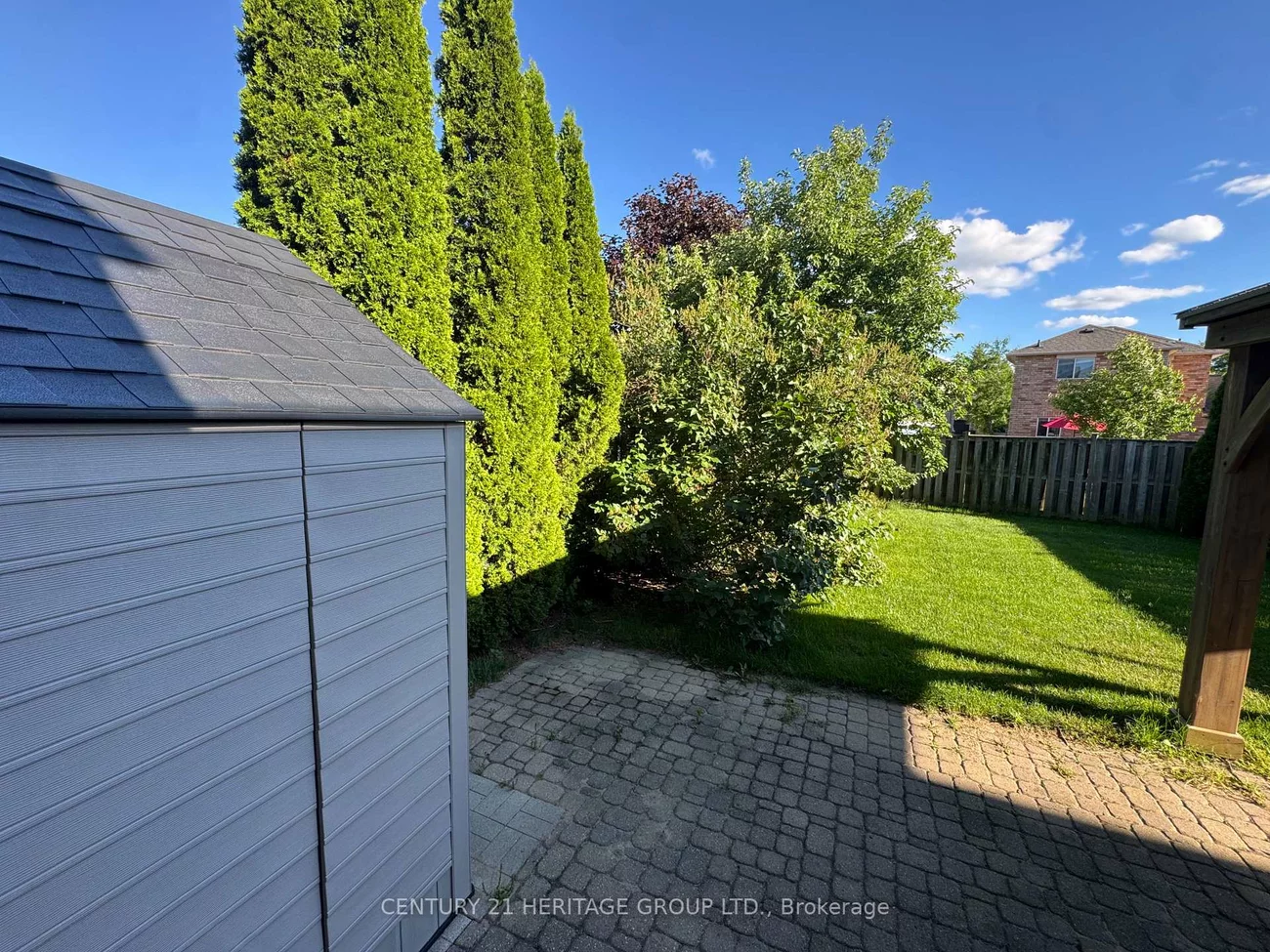 82, Kenwell, Holly, Barrie