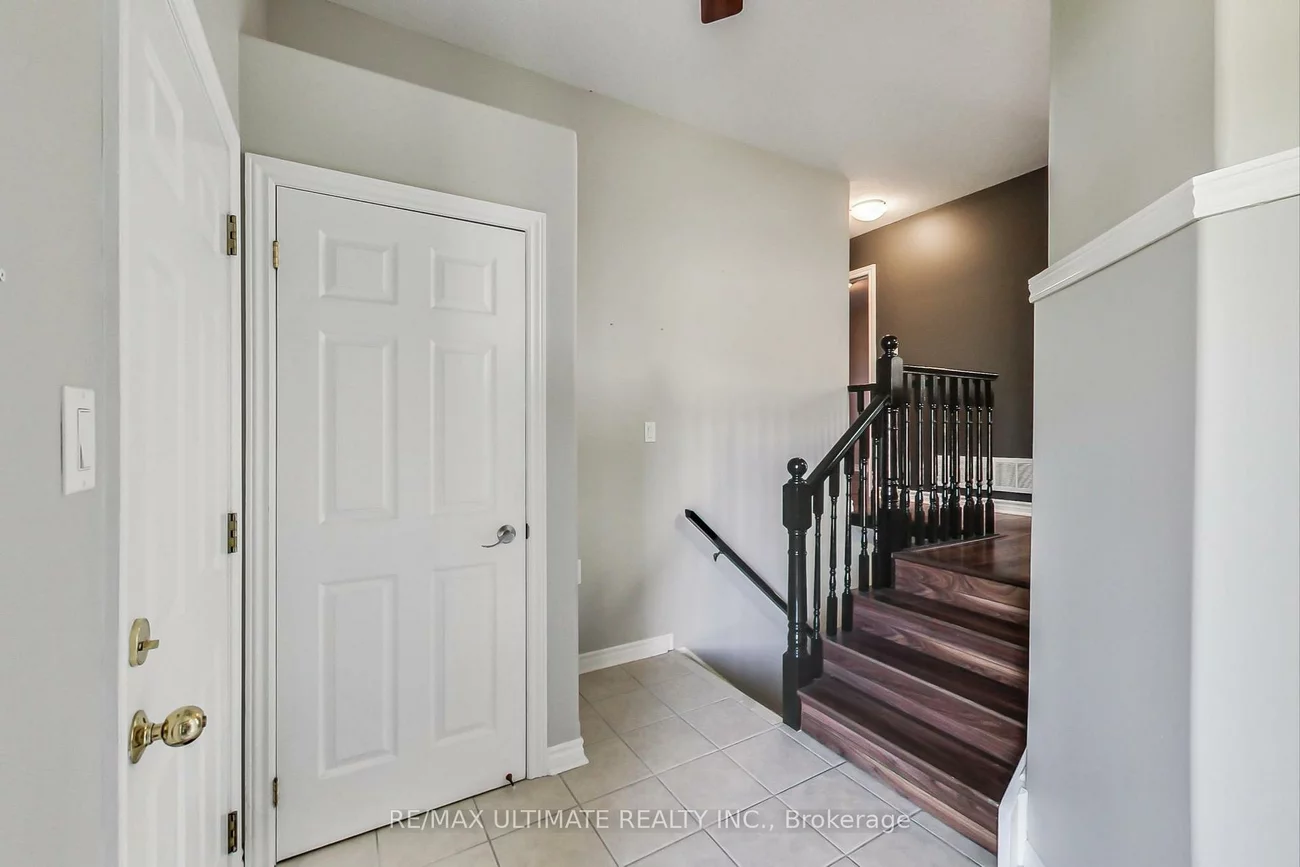 209, Dunsmore, Georgian Drive, Barrie