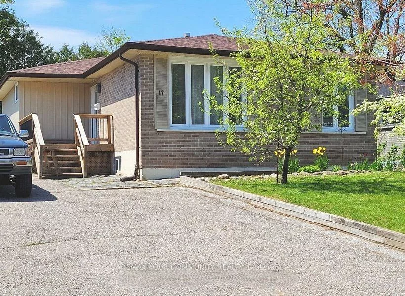 17, Daphne, Cundles East, Barrie