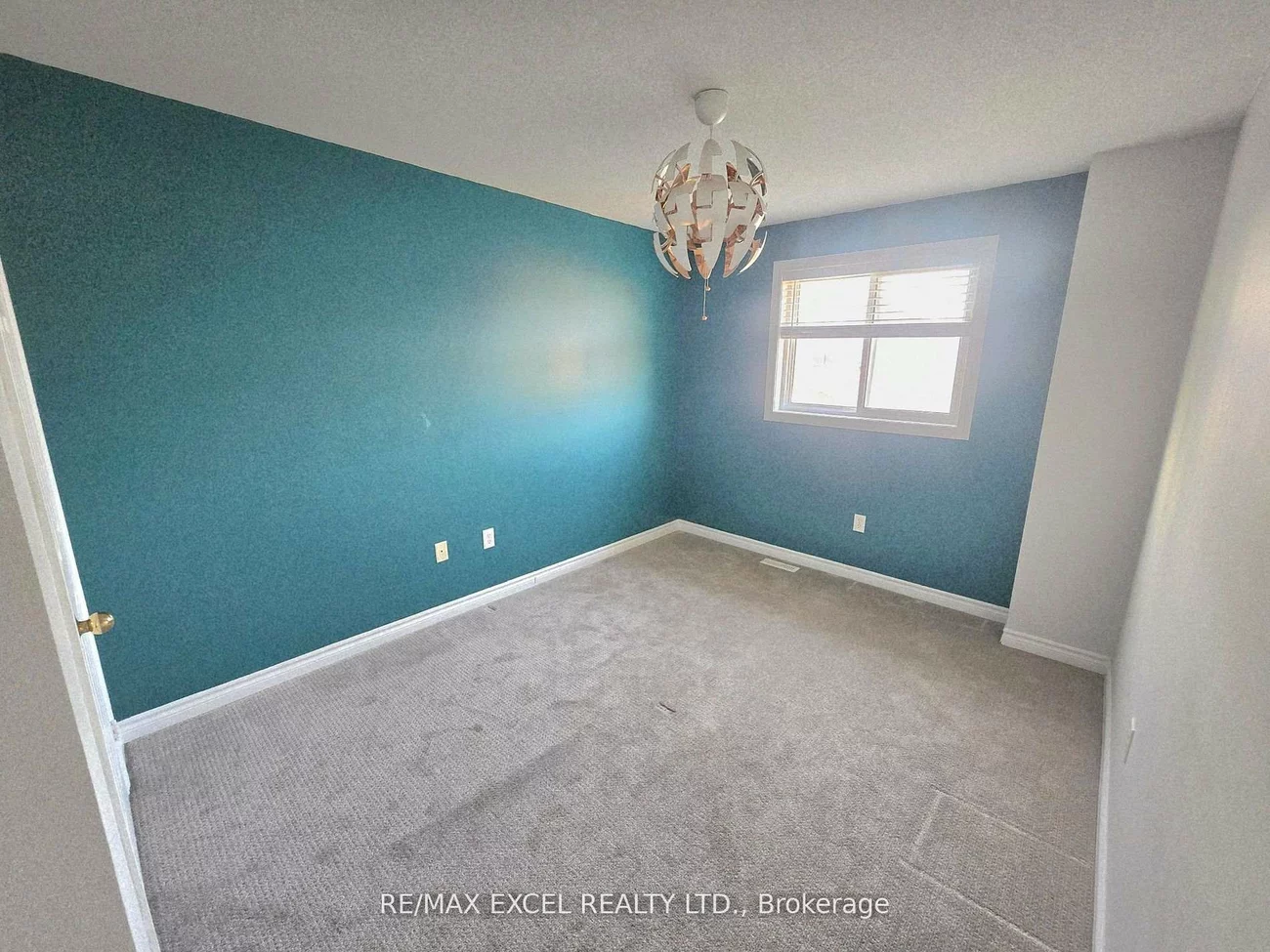 38, Shaina, Painswick South, Barrie