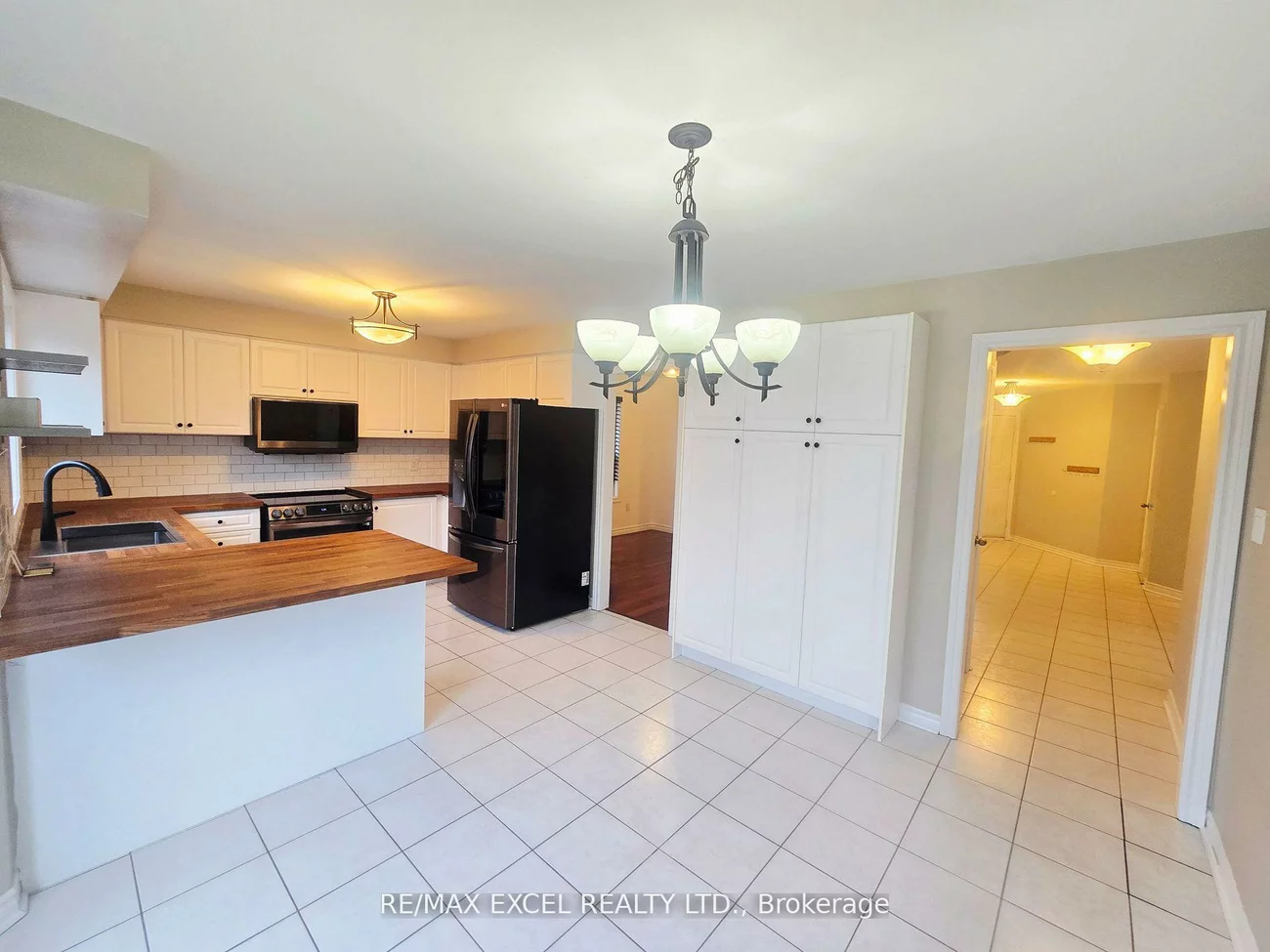 38, Shaina, Painswick South, Barrie
