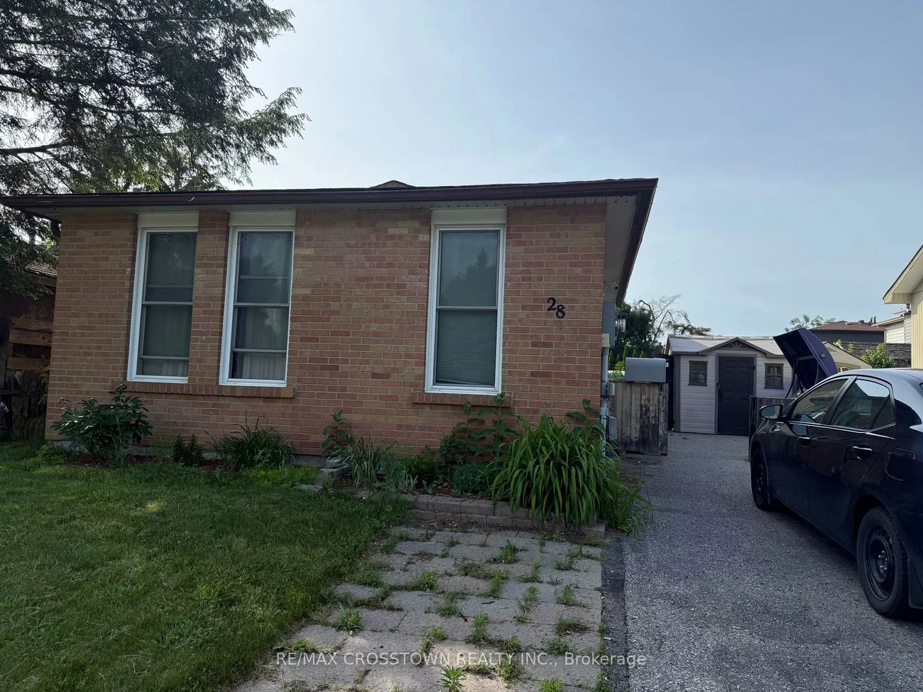 28, Austen, Letitia Heights, Barrie