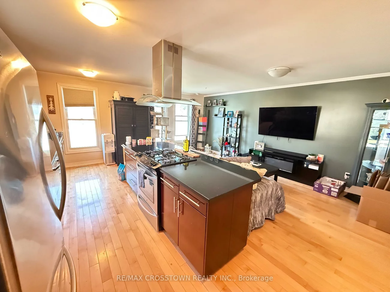 28, Austen, Letitia Heights, Barrie