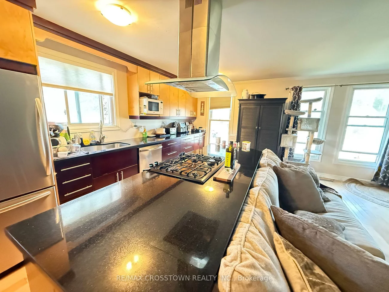 28, Austen, Letitia Heights, Barrie