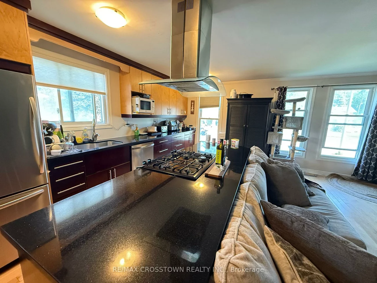 28, Austen, Letitia Heights, Barrie