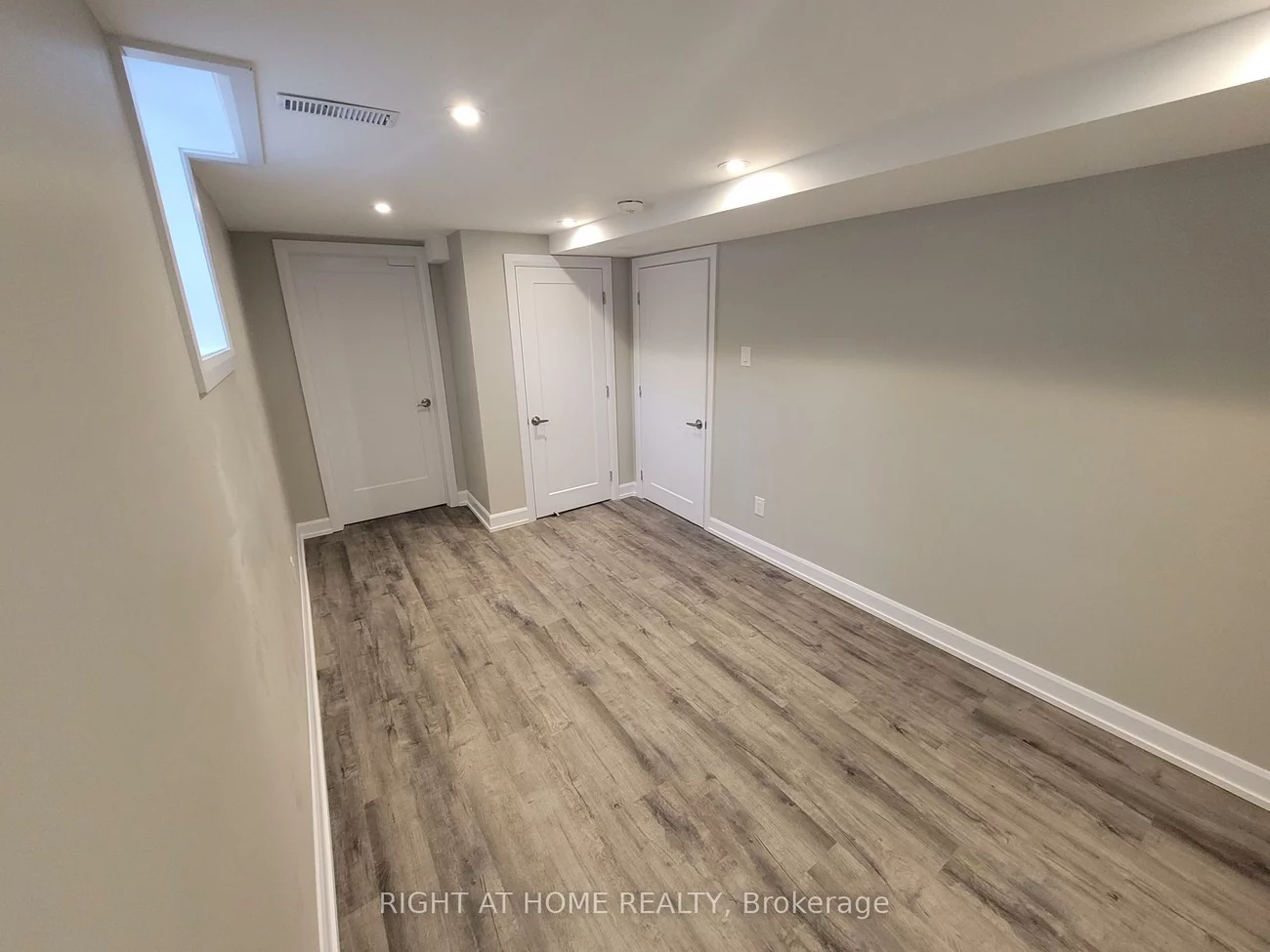 205, Cardinal, Cundles East, Barrie