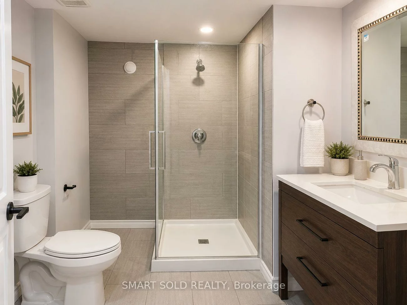 28, Leggott, Painswick North, Barrie