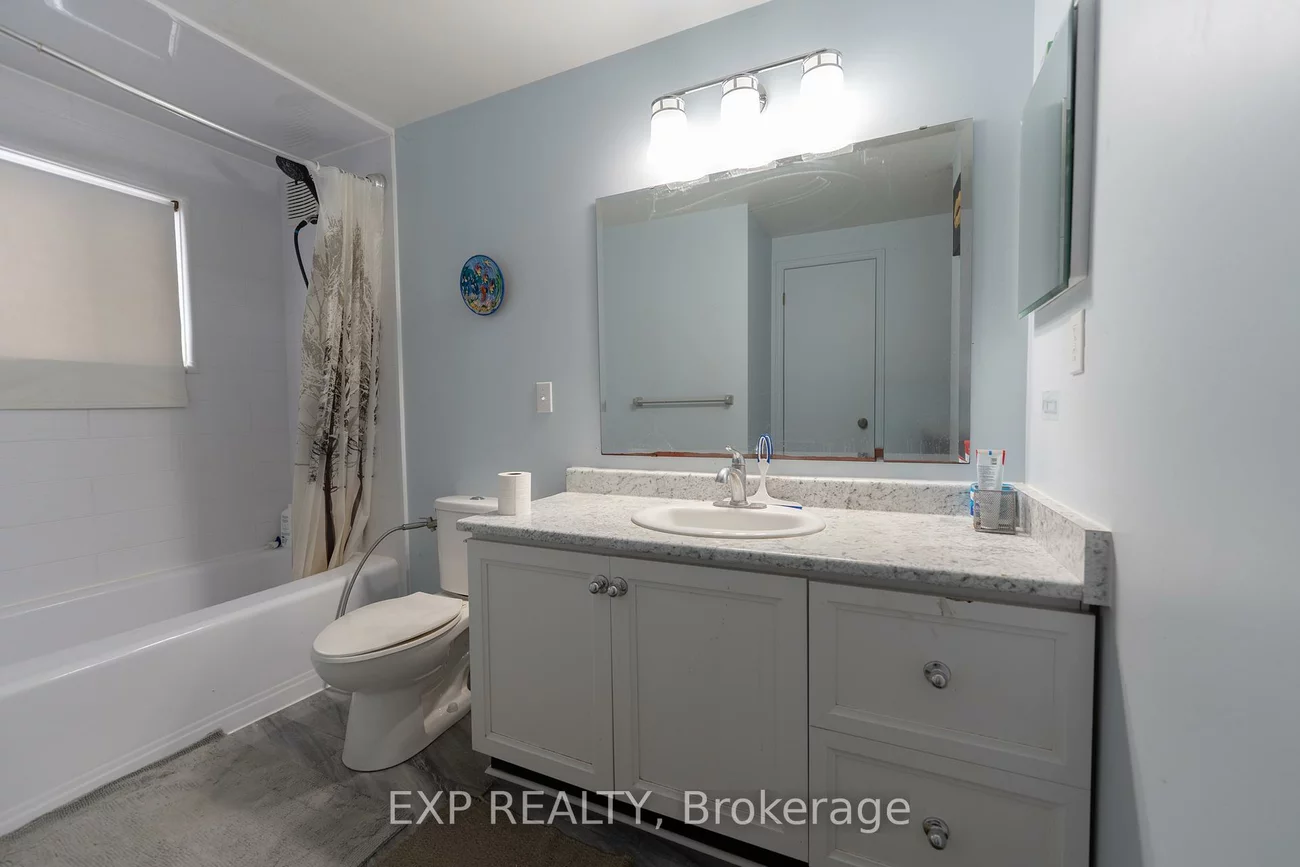 6, Hickling, Grove East, Barrie