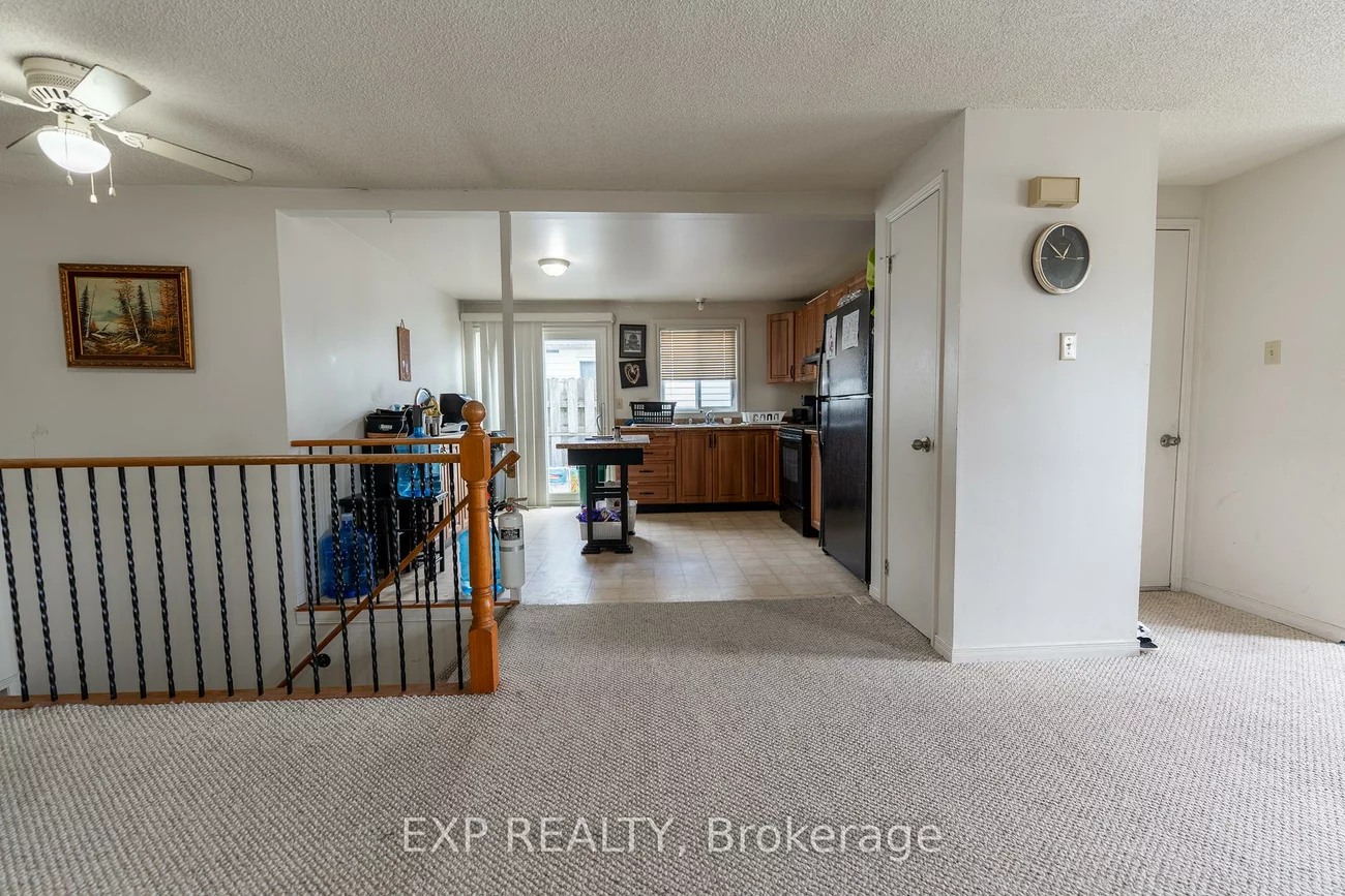 6, Hickling, Grove East, Barrie