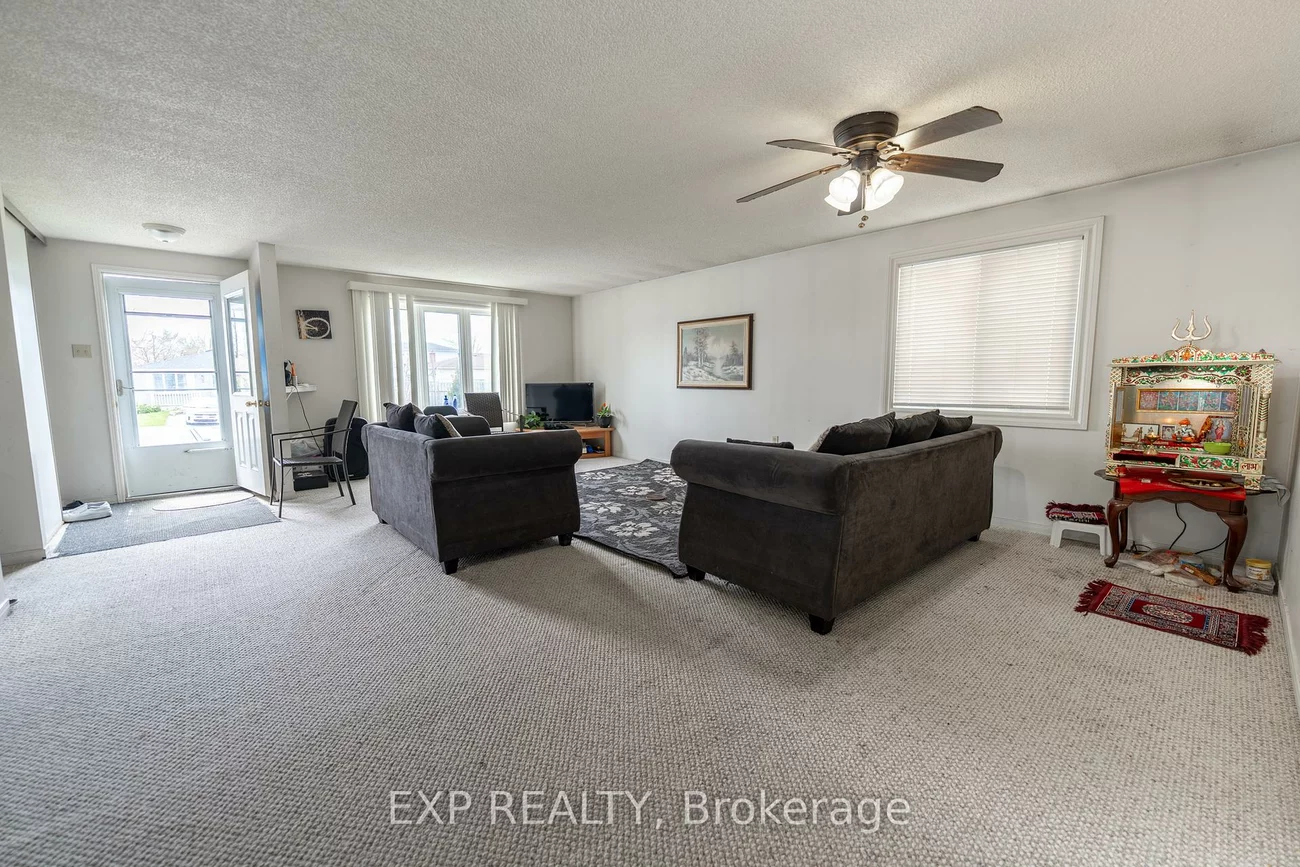 6, Hickling, Grove East, Barrie