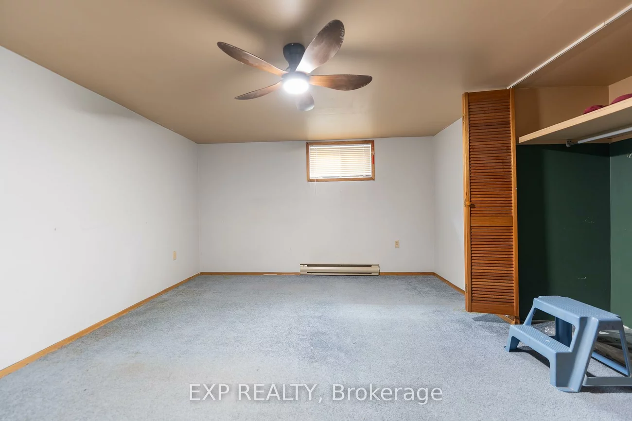 6, Hickling, Grove East, Barrie