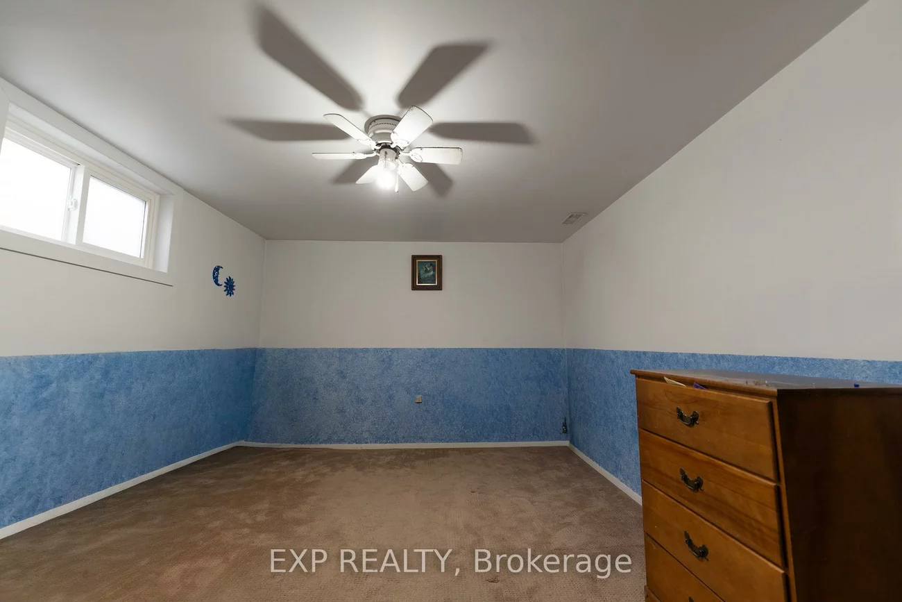 6, Hickling, Grove East, Barrie
