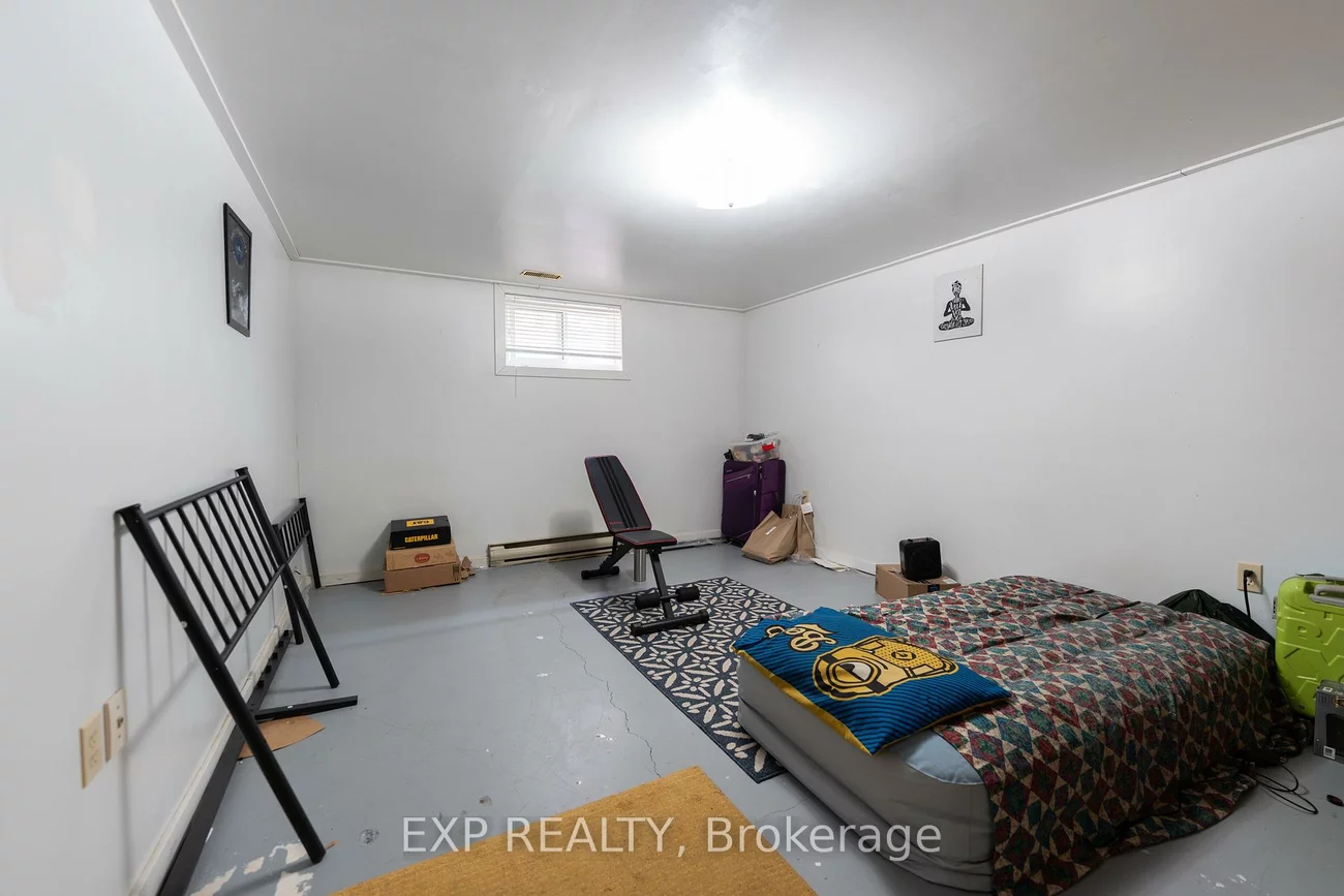 6, Hickling, Grove East, Barrie