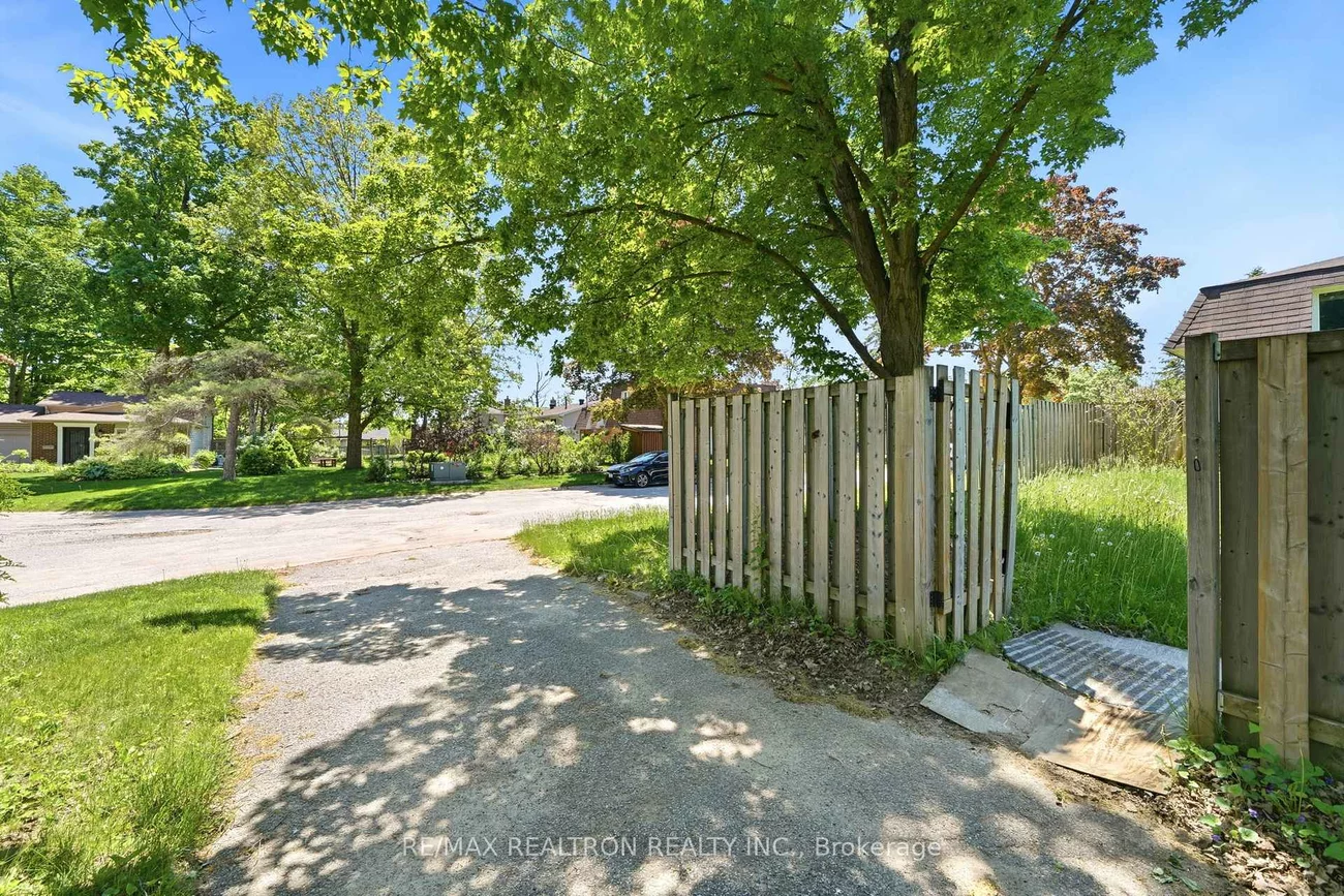 13, SPRINGDALE, Cundles East, Barrie