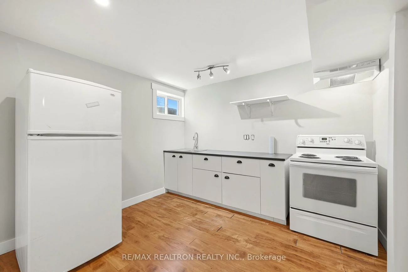 13, SPRINGDALE, Cundles East, Barrie