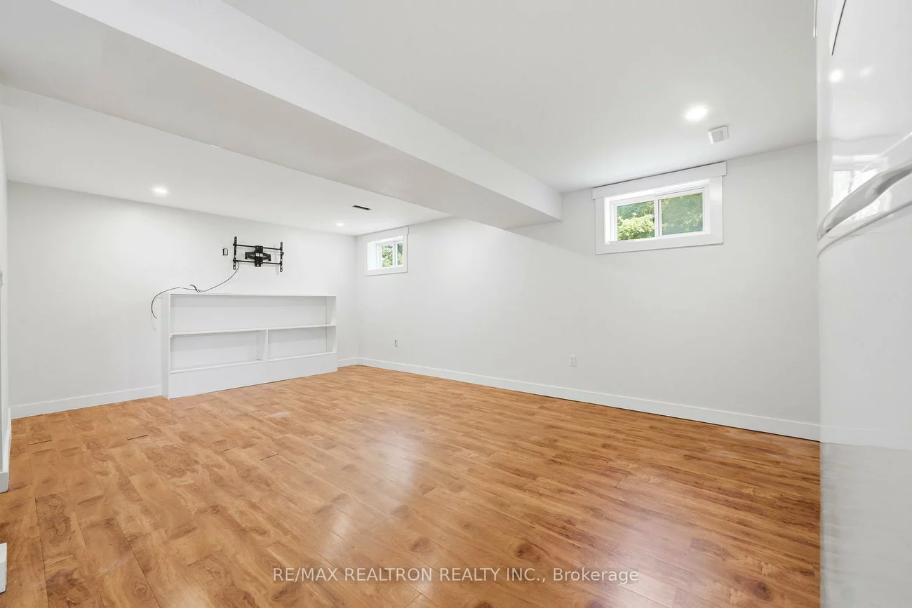 13, SPRINGDALE, Cundles East, Barrie