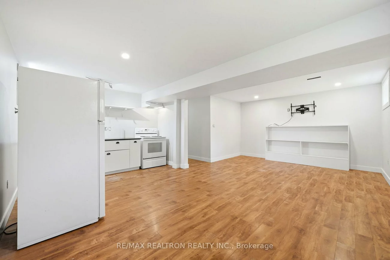 13, SPRINGDALE, Cundles East, Barrie