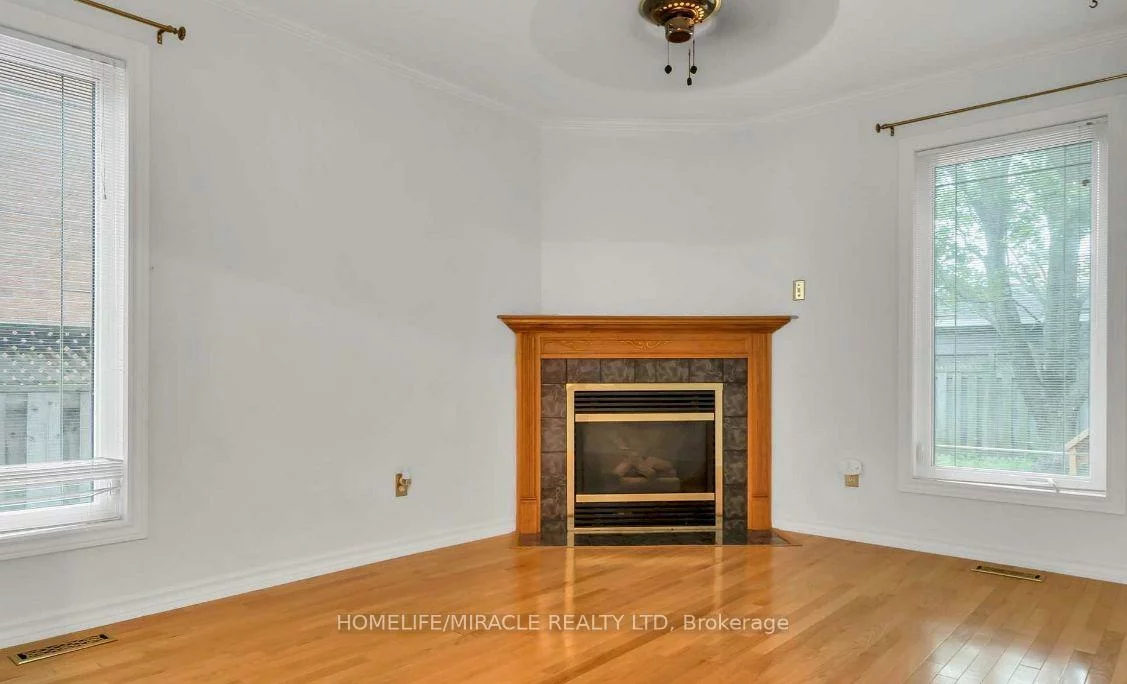 13, Morton, West Bayfield, Barrie