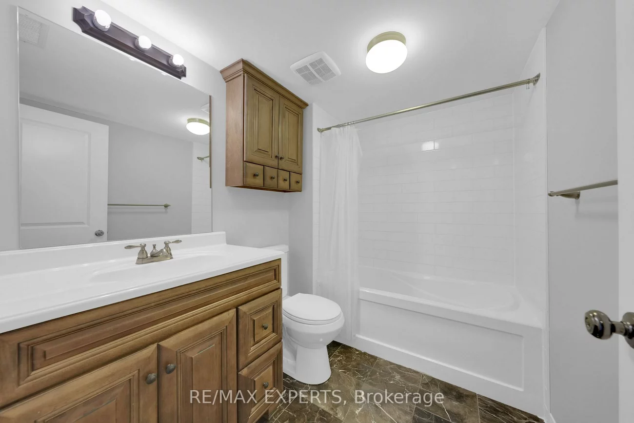 87, Eugenia, Codrington, Barrie