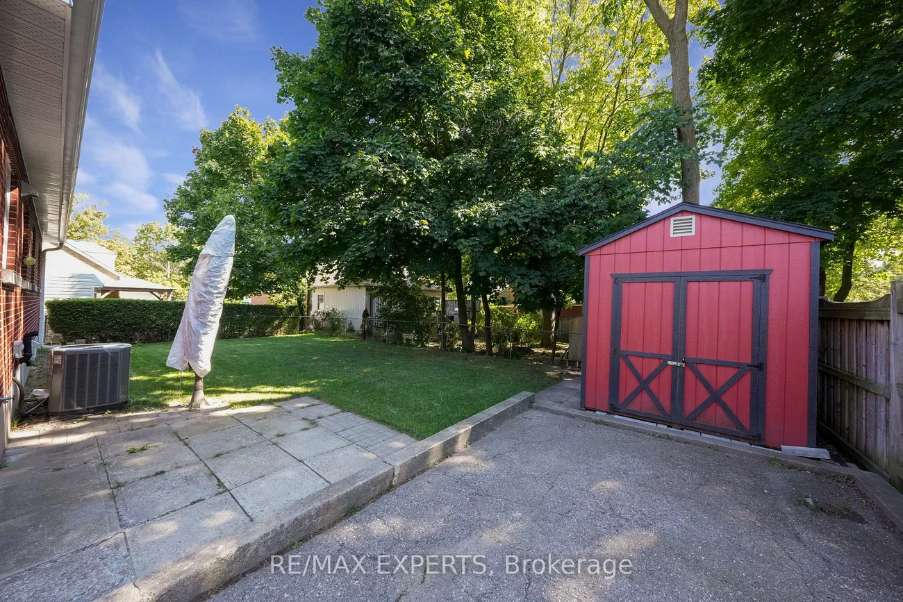 87, Eugenia, Codrington, Barrie