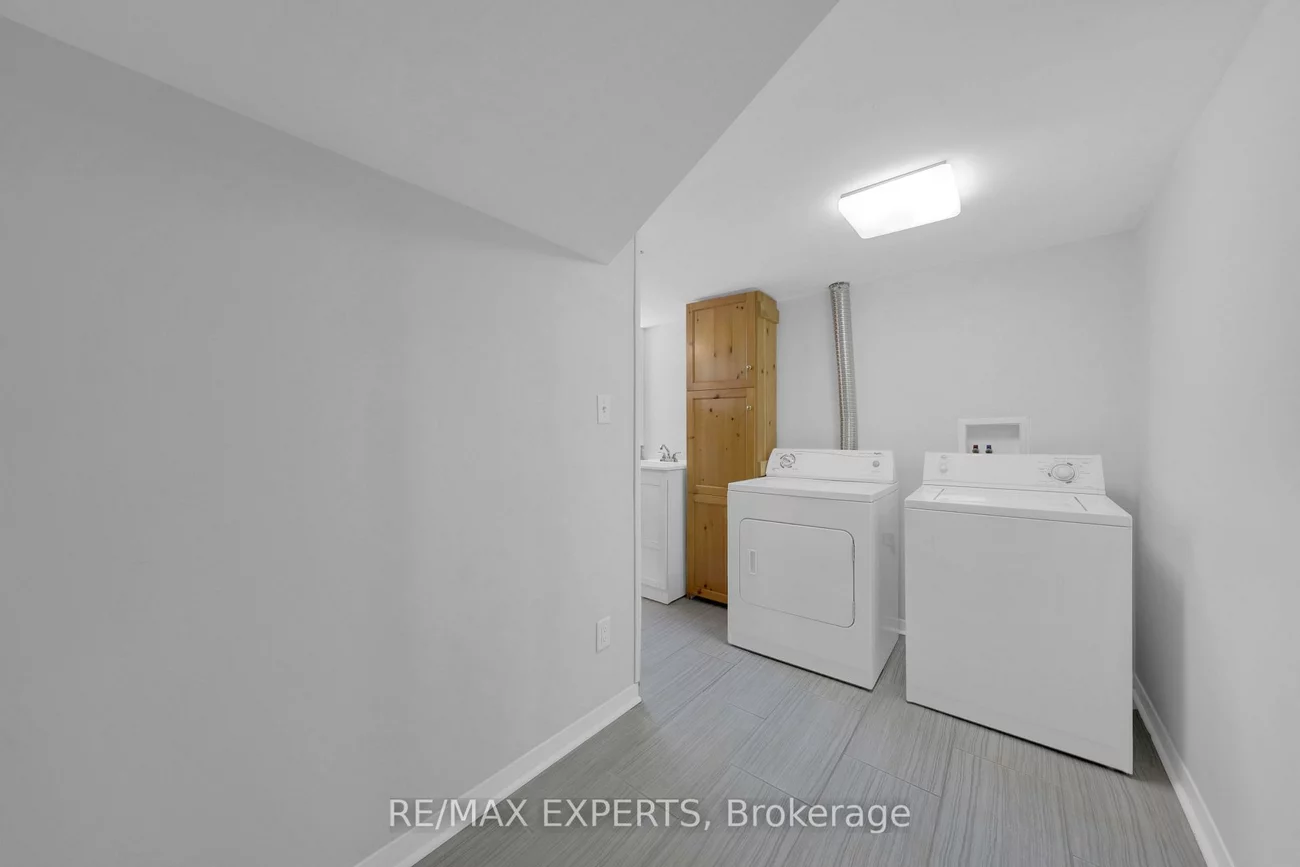 87, Eugenia, Codrington, Barrie