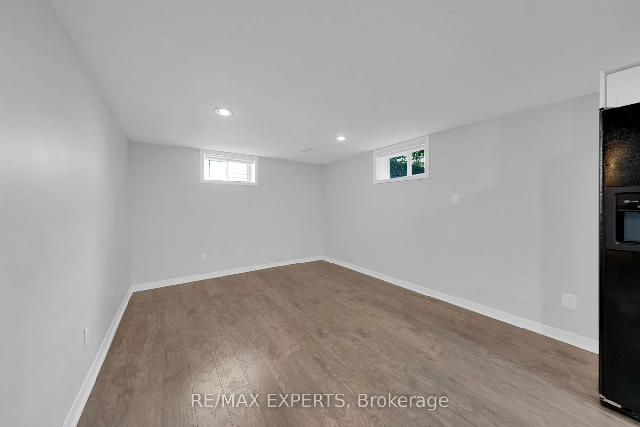 87, Eugenia, Codrington, Barrie