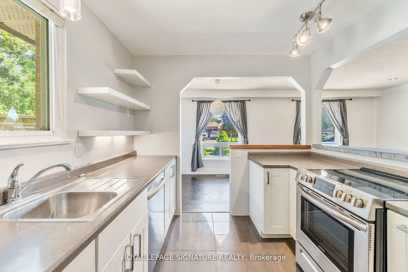 4, Patricia, Cundles East, Barrie
