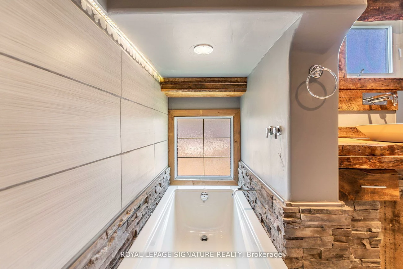 4, Patricia, Cundles East, Barrie