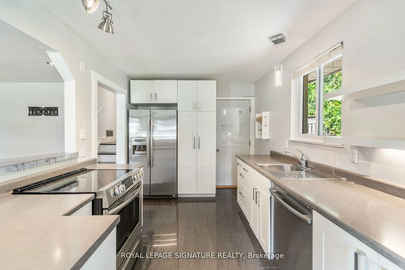 4, Patricia, Cundles East, Barrie